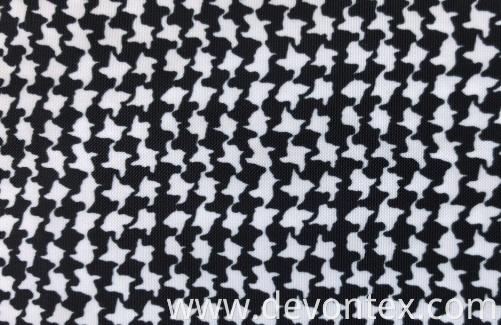 White Houndstooth